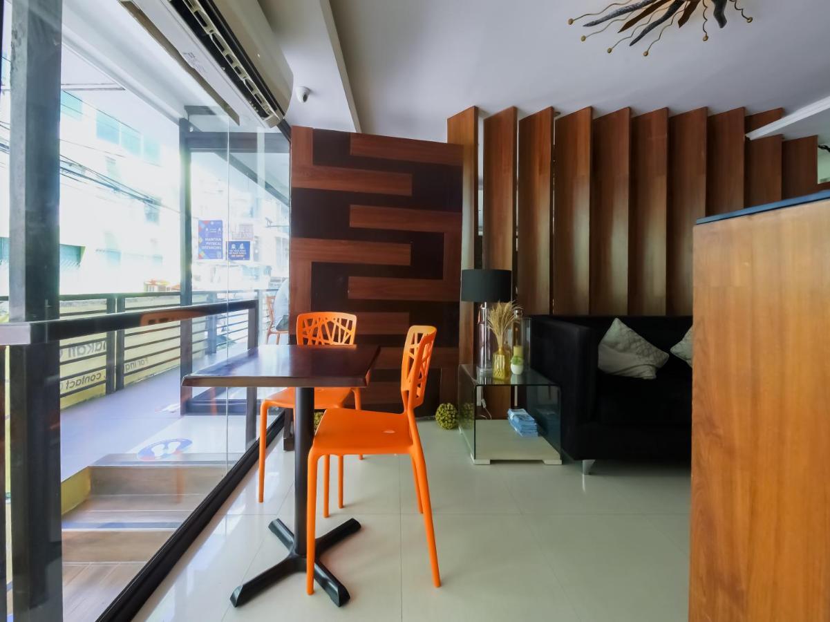 Capital O 860 Nest Nano Suites Makati Makati City Exterior photo