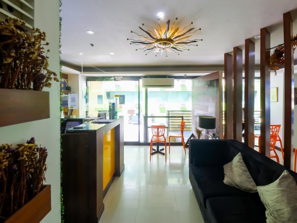 Capital O 860 Nest Nano Suites Makati Makati City Exterior photo