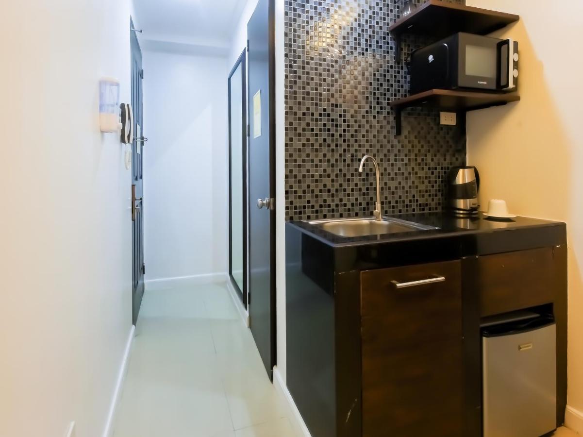 Capital O 860 Nest Nano Suites Makati Makati City Exterior photo